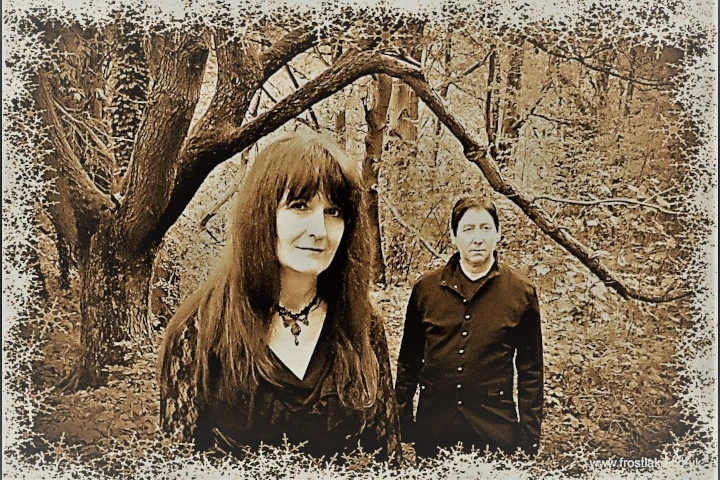 Frostlake / Jan Todd