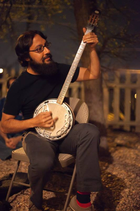 Mohadev with Banjo, photo by Steven Anderson